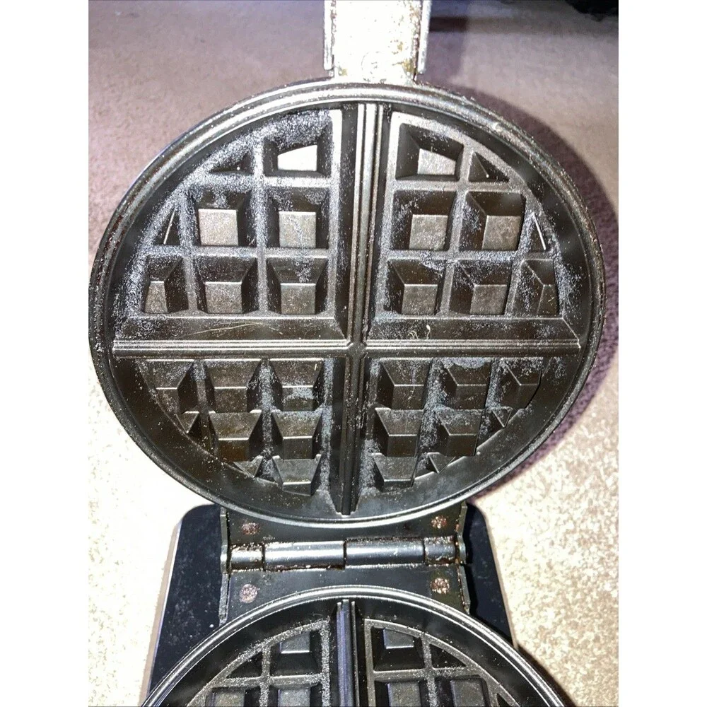 Waring Pro Belgian Waffle Maker Professional WWM400 Series Iron Stainless Black